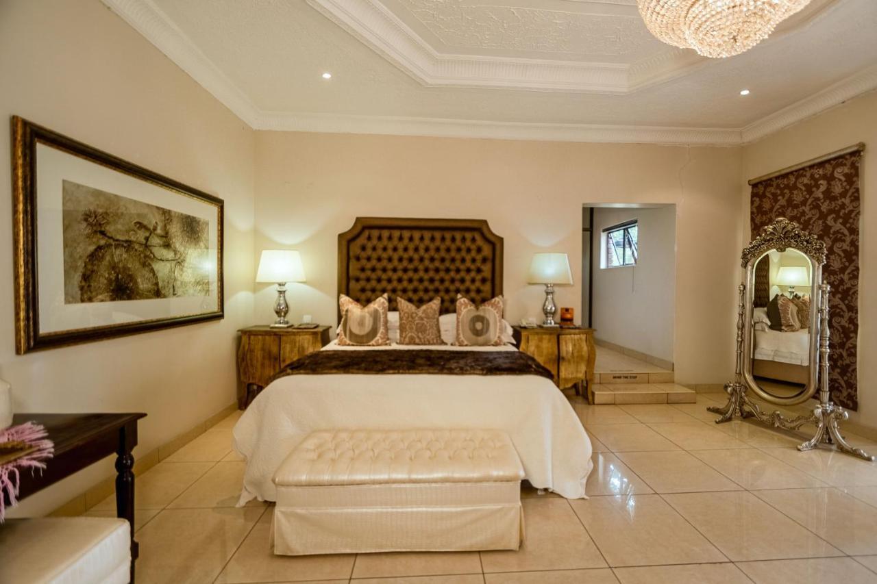 The Victoria Falls Deluxe Suites Exterior foto